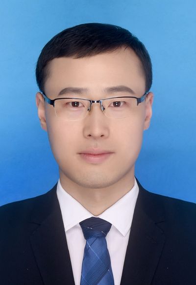 Quan-Qing Zhao